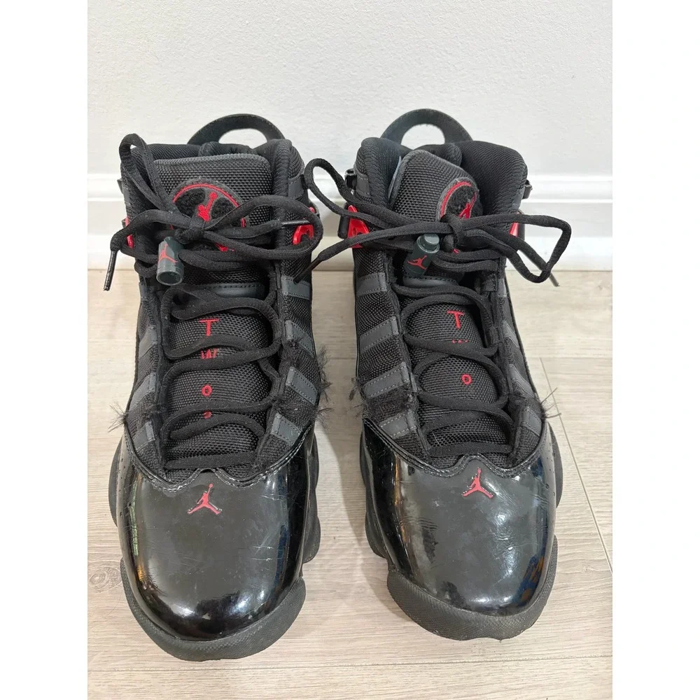 Jordan rings black